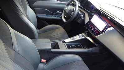 Peugeot 308 PureTech Turbo 130 S&S EAT8 GT (8)