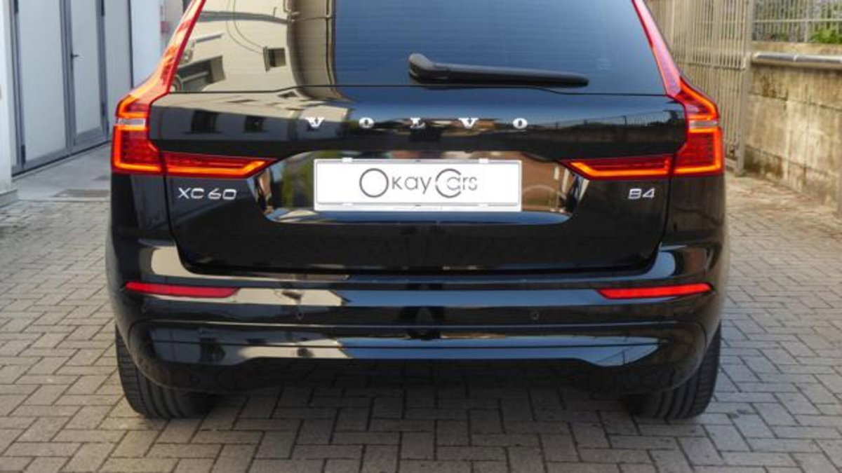 Volvo XC60 B4 automatico Core (6)