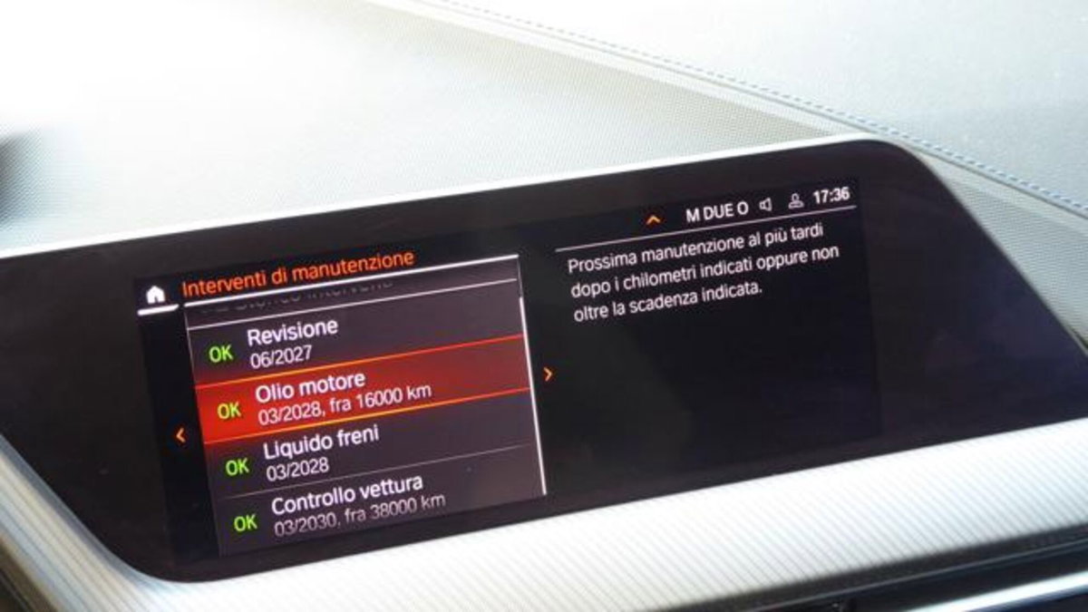 BMW Serie 1 116d 2.0 116CV cat 5 porte Attiva DPF (19)