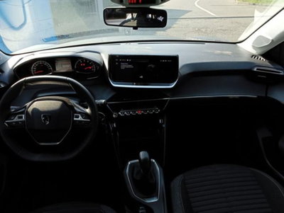 Peugeot 208 1.2 puretech Active s&s 75cv (12)