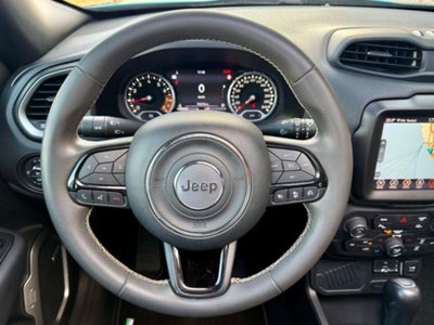 Jeep Renegade 1.3 T4 DDCT 80th Anniversary (15)