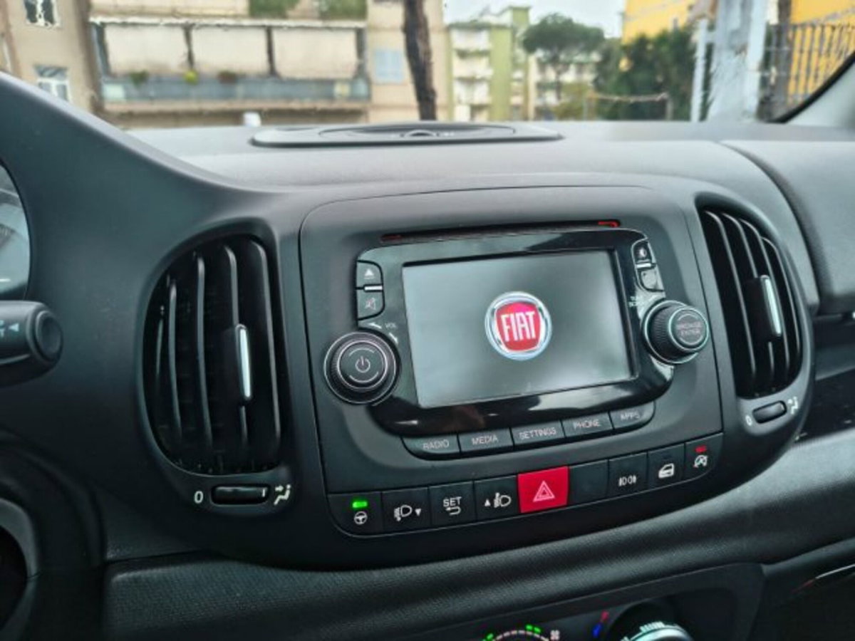 Fiat 500L 1.3 Multijet 95 CV Dualogic Lounge (10)