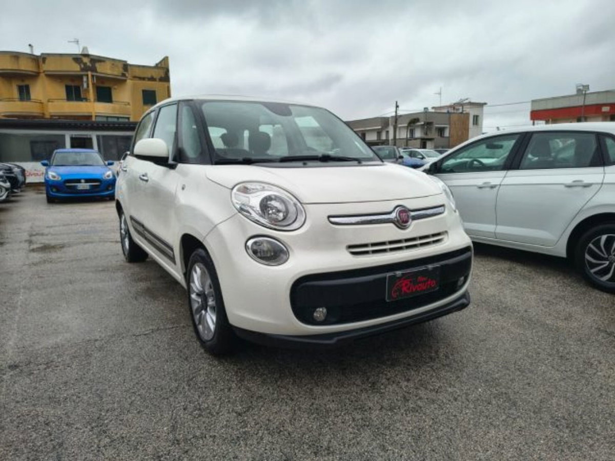 Fiat 500L 1.3 Multijet 95 CV Dualogic Lounge (2)