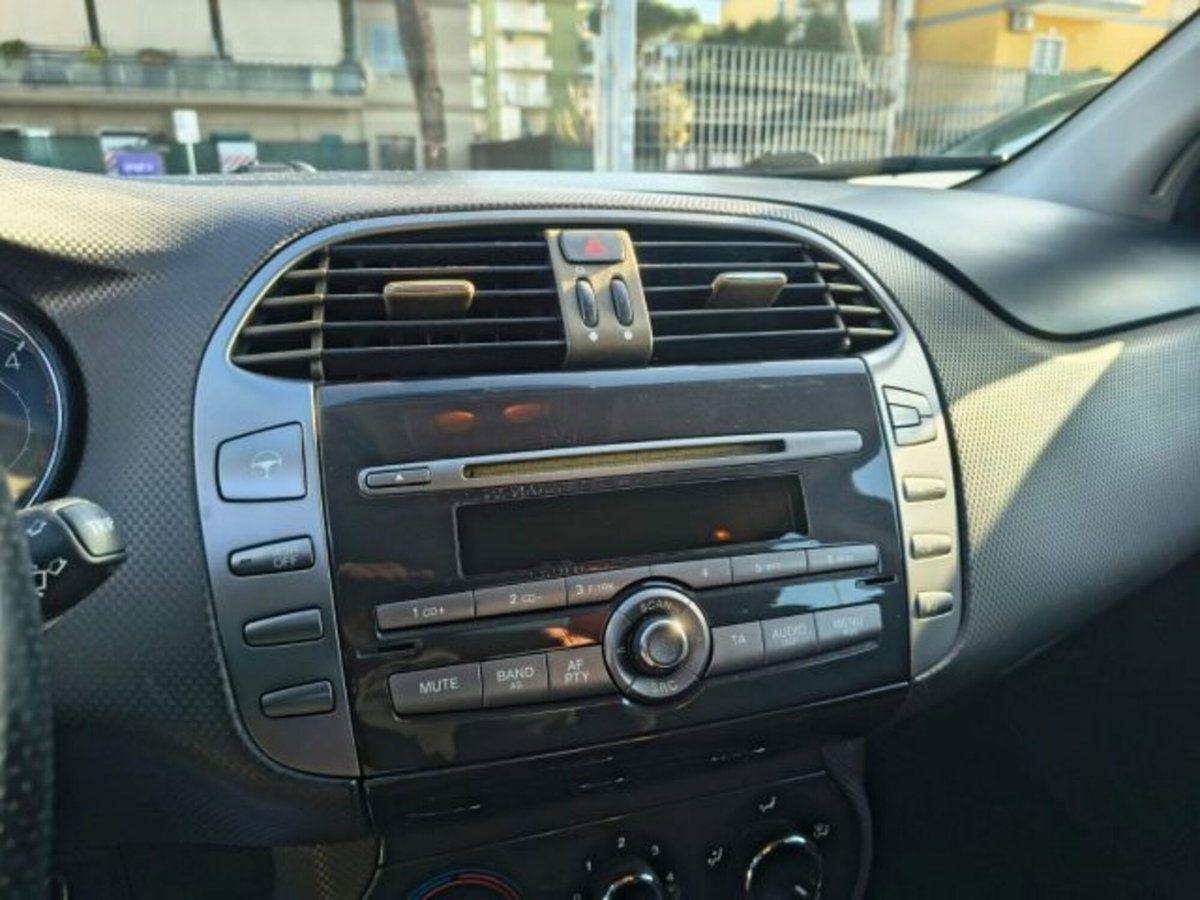 Fiat Bravo 1.9 MJT 120 CV Dynamic (12)