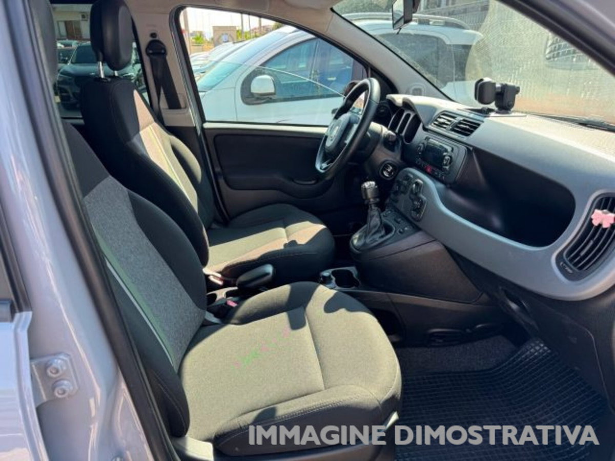 Fiat Panda 1.0 FireFly S&S Hybrid City Cross (12)