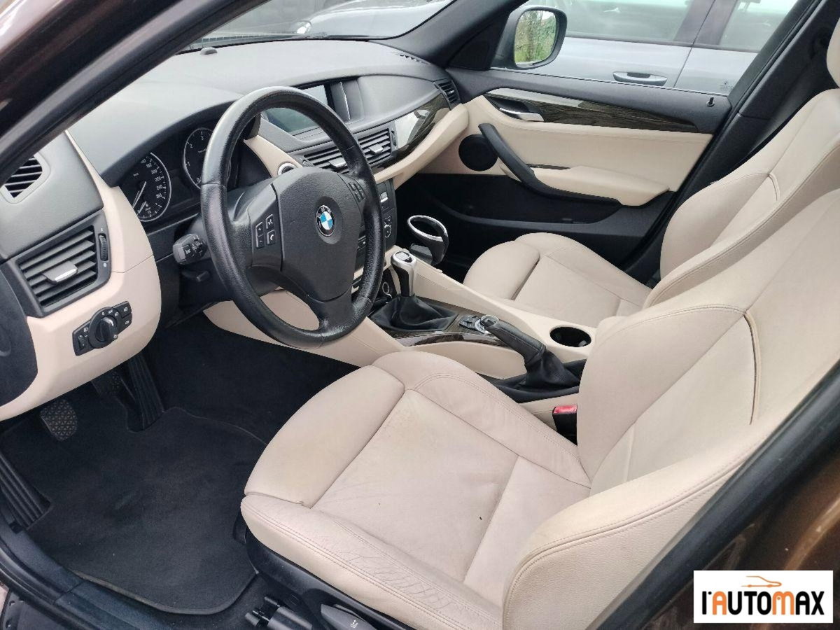 BMW X1 xDrive20d Futura (7)