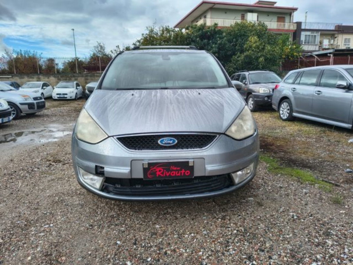 Ford Galaxy 2.0 TDCi 140 CV Ghia
