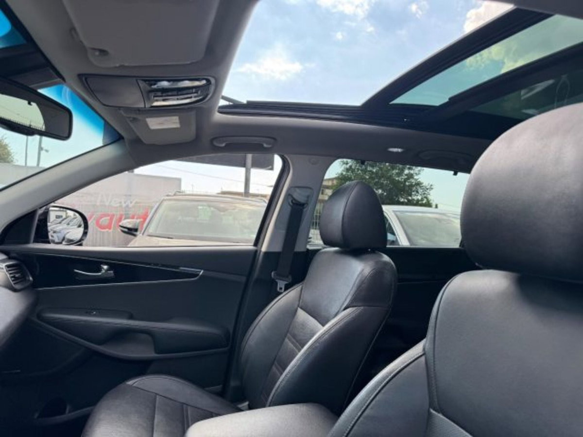 Kia Sorento 2.2 CRDi AT8 AWD GT Line (14)