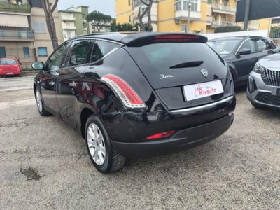 Lancia Delta 1.6 MJT DPF Gold (6)