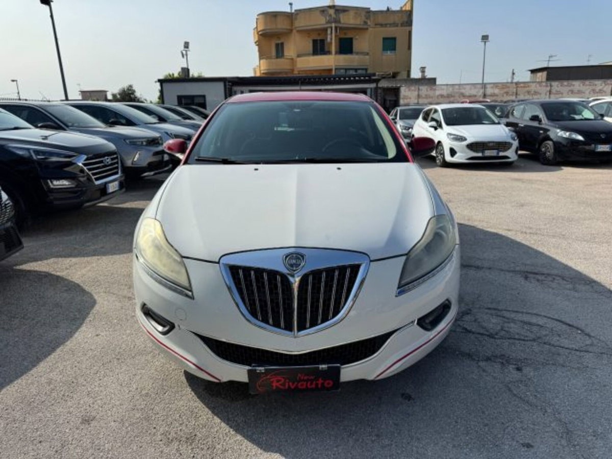 Lancia Delta 1.6 MJT DPF Gold