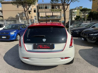 Lancia Delta 1.6 MJT DPF Gold (6)