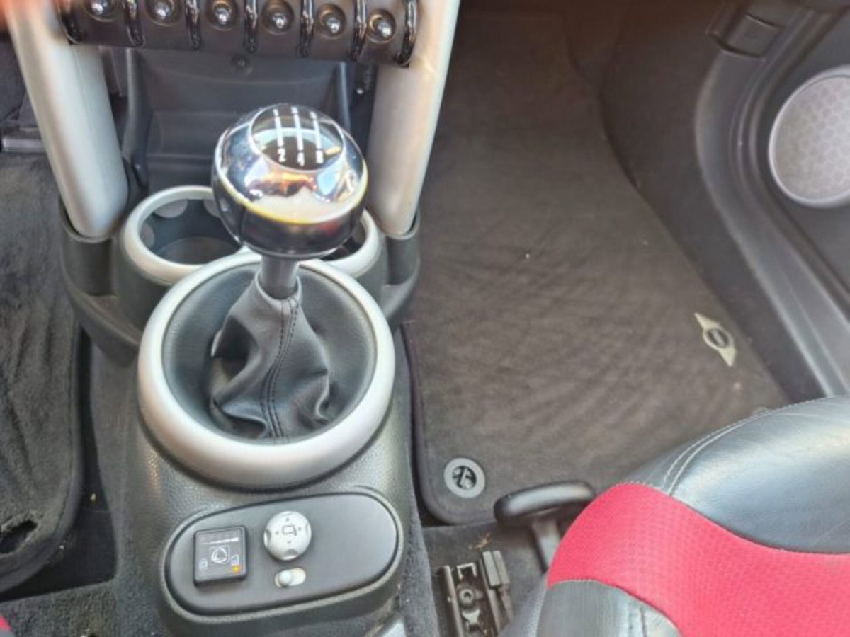MINI Mini 1.6 16V Cooper (12)