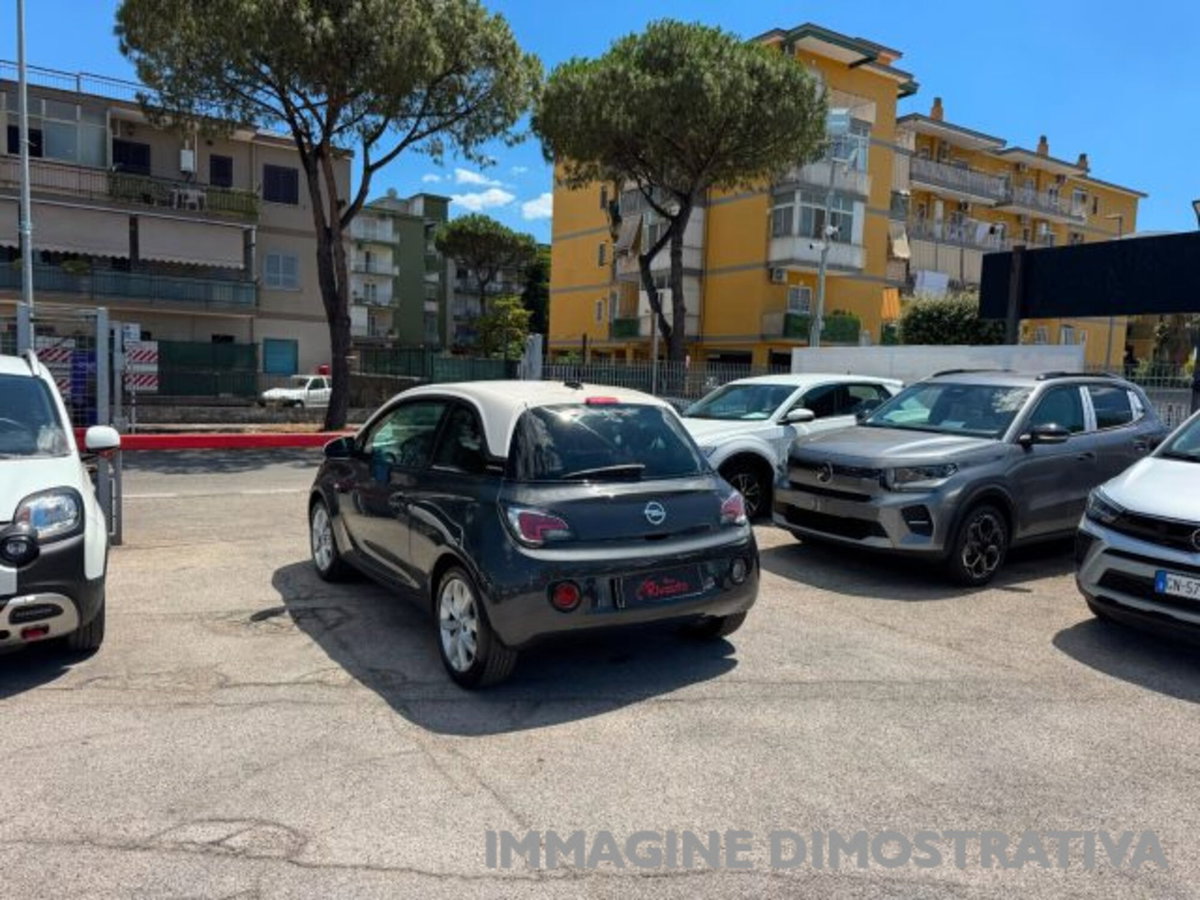 Opel Adam 1.2 70 CV Unlimited (5)