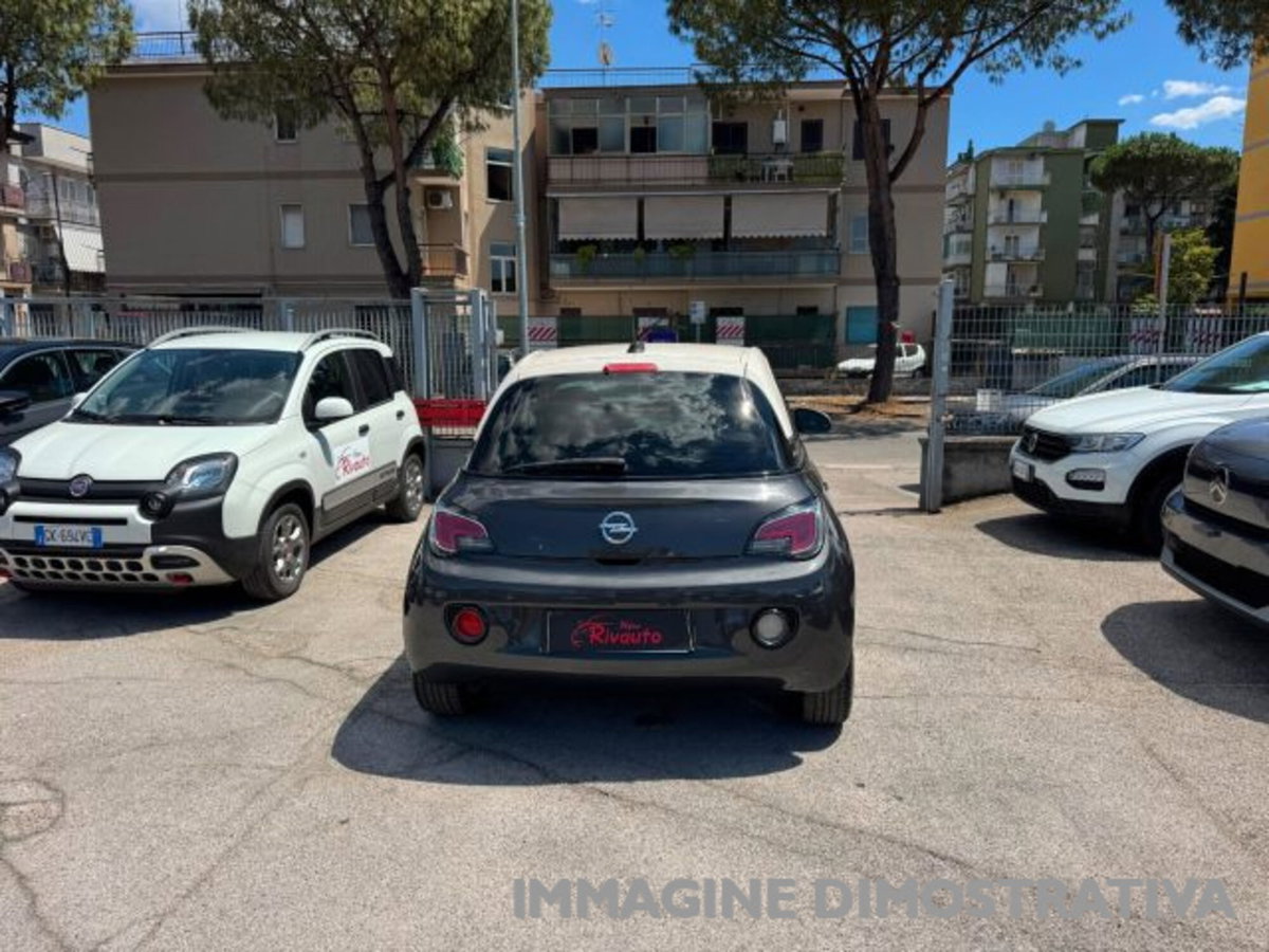 Opel Adam 1.2 70 CV Unlimited (8)