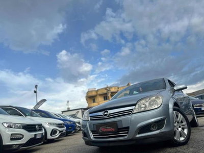 Opel Astra 1.7 CDTI 101CV 5 porte Cosmo (2)