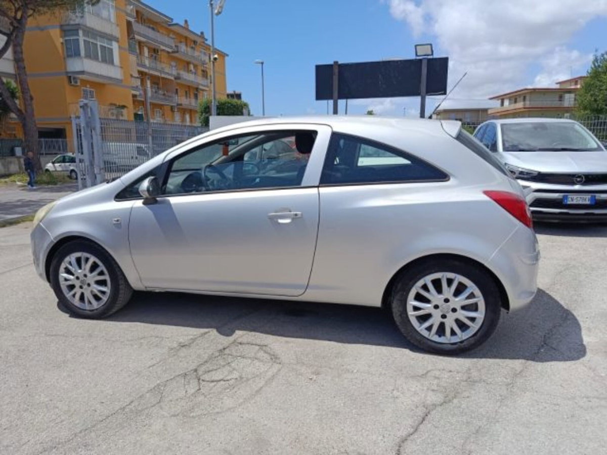 Opel Corsa 1.2 80CV 5 porte GPL-TECH Club (6)