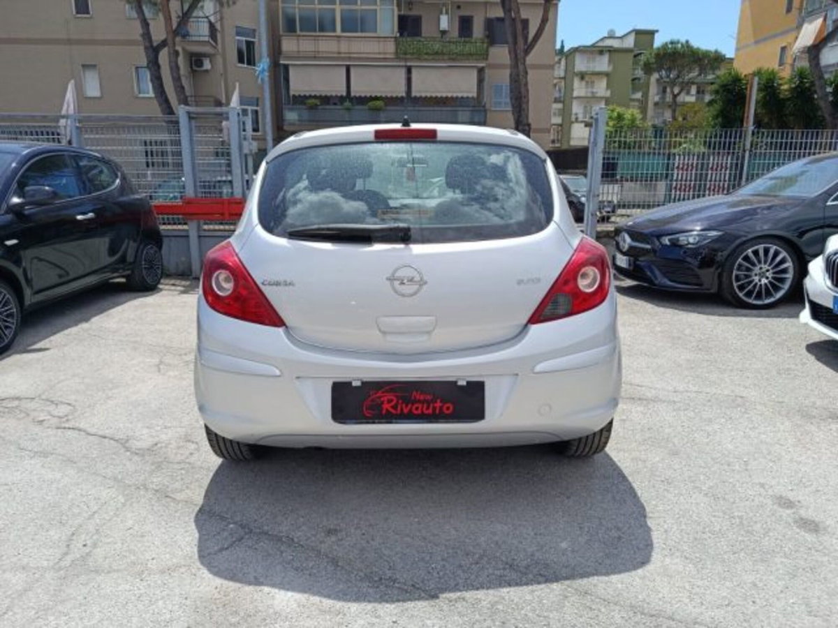 Opel Corsa 1.2 80CV 5 porte GPL-TECH Club (8)