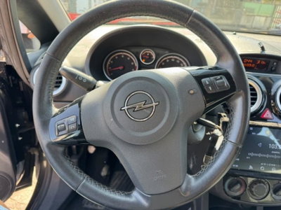 Opel Corsa 1.2 5 porte Cosmo (13)