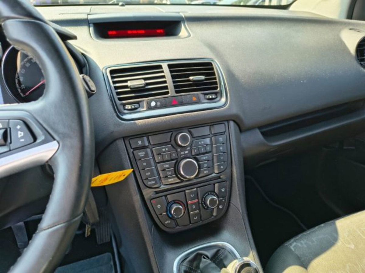 Opel Meriva 1.3 CDTI 95CV ecoFLEStart&Stop Cosmo (13)