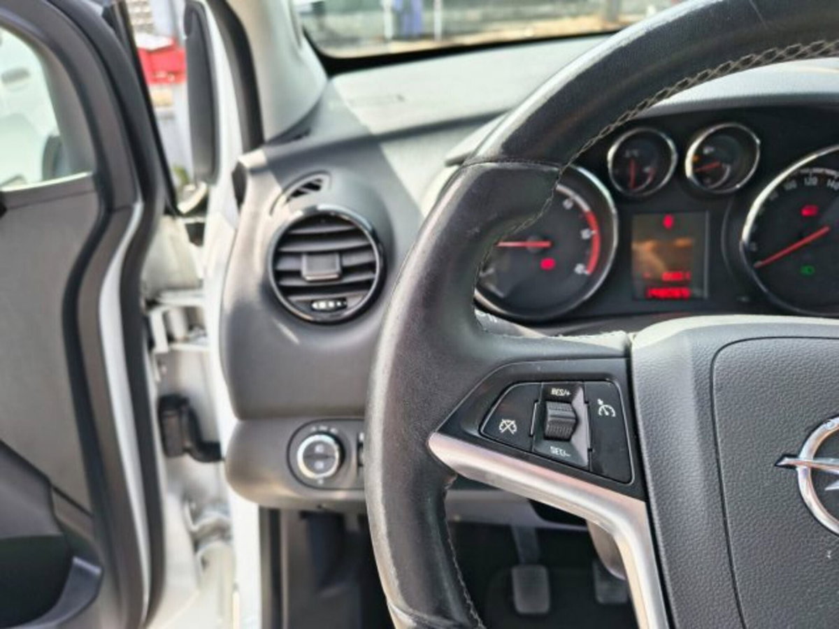 Opel Meriva 1.3 CDTI 95CV ecoFLEStart&Stop Cosmo (12)