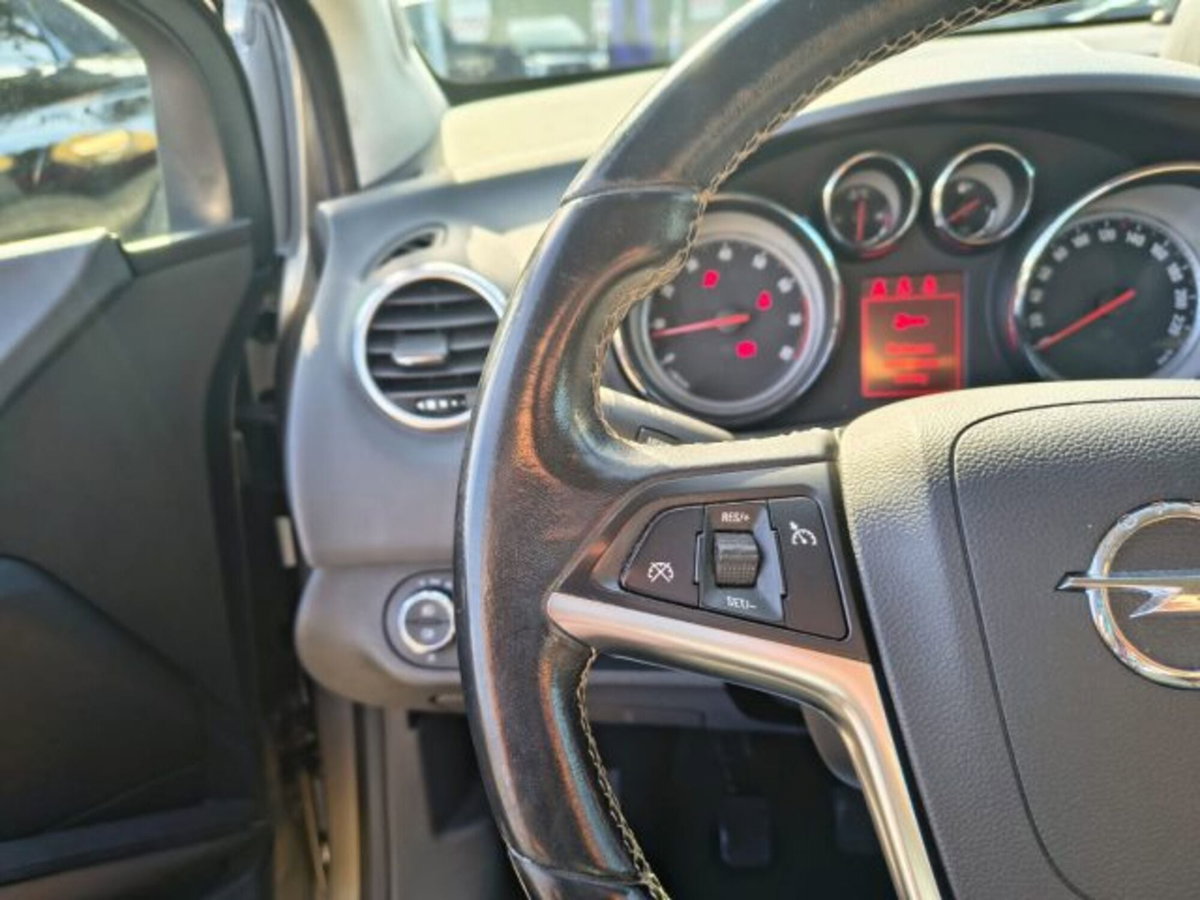 Opel Meriva 1.4 Turbo 120CV GPL Tech Cosmo (16)