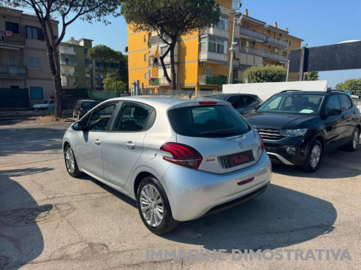 Peugeot 208 75 5 porte Allure (5)