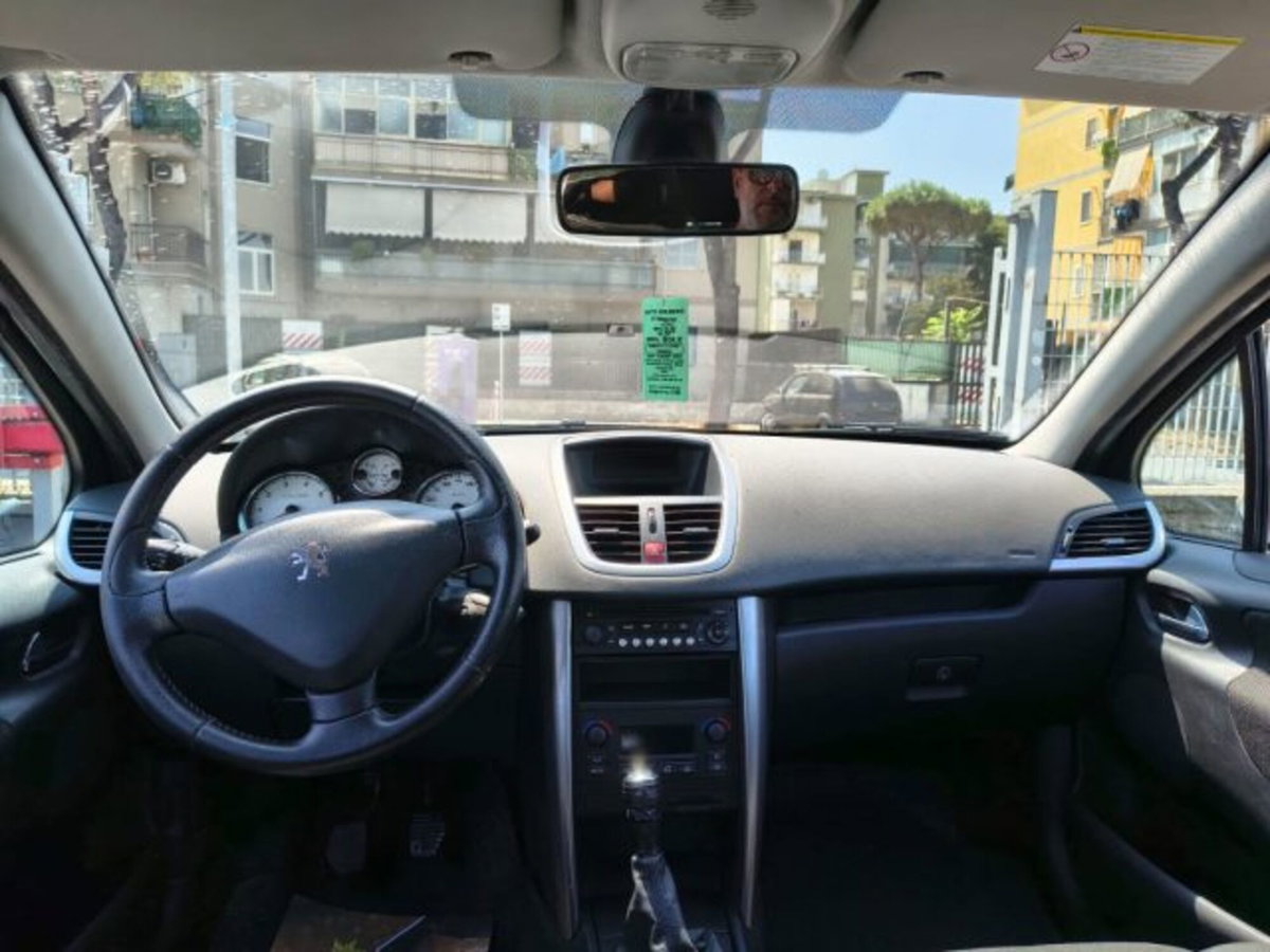 Peugeot 207 88CV 5p. XS (10)