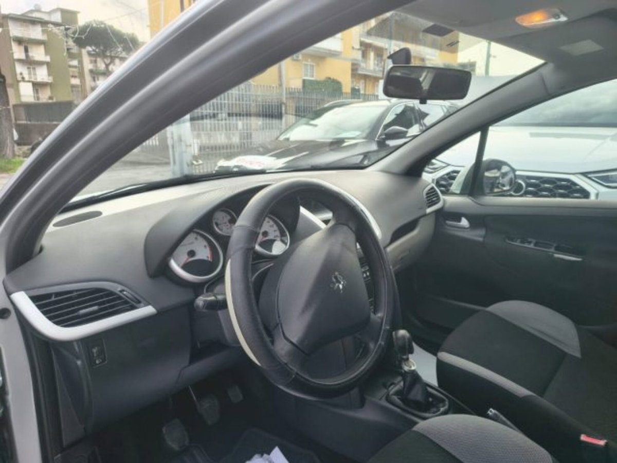 Peugeot 207 HDi 70CV 5p. Energie Sport (10)