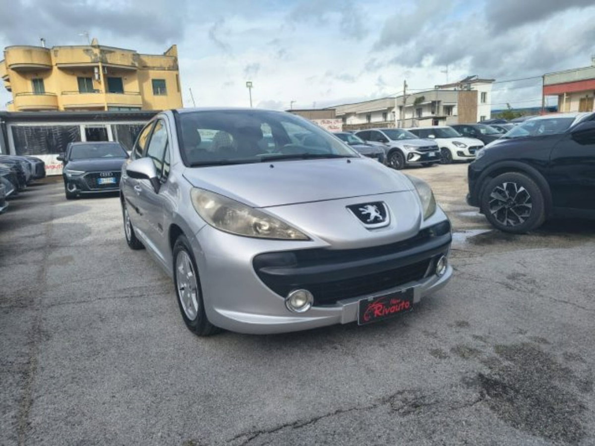 Peugeot 207 HDi 70CV 5p. Energie Sport (2)