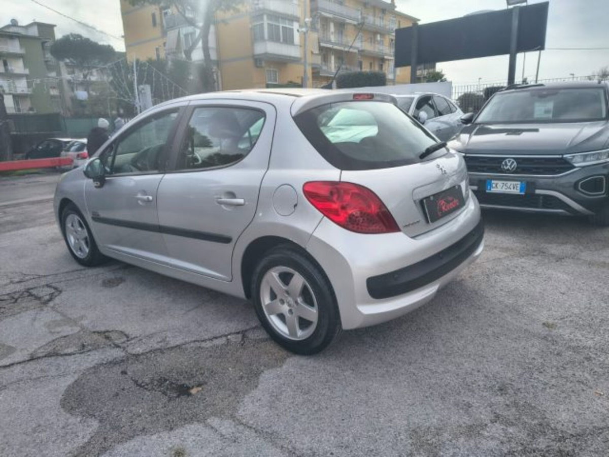 Peugeot 207 HDi 70CV 5p. Energie Sport (6)
