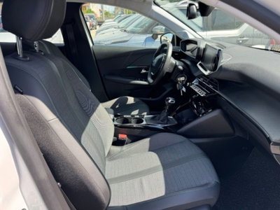 Peugeot 208 PureTech 100 Stop&Start 5 porte Allure (11)