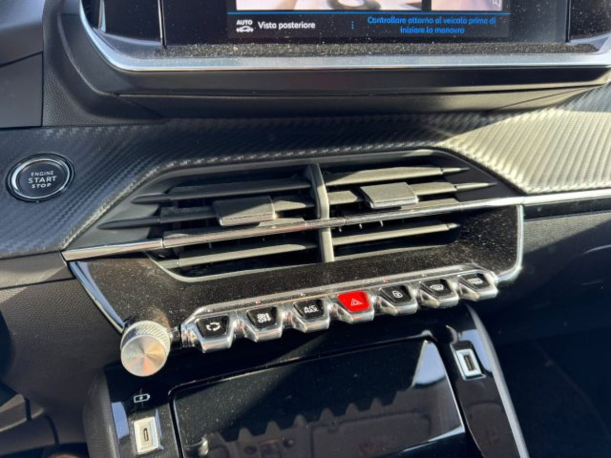 Peugeot 208 PureTech 75 Stop&Start 5 porte Allure (18)