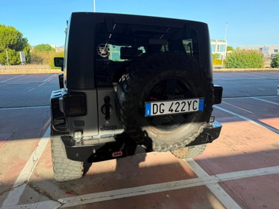 Jeep Wrangler Unlimited 2.8 CRD DPF Rubicon Auto (4)