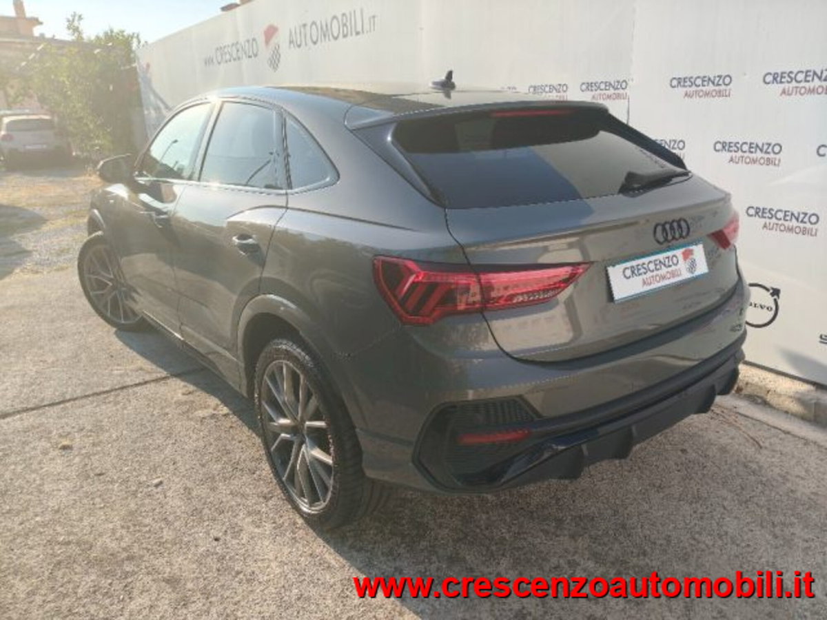 Audi Q3 Sportback 35 2.0 tdi Identity Black s-tronic (11)