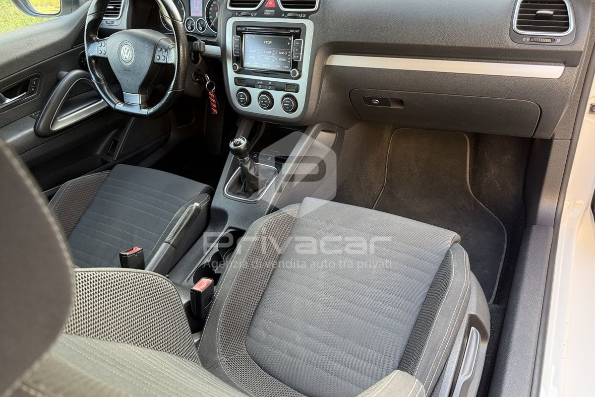 Volkswagen Scirocco 1.4 TSI 160CV (10)