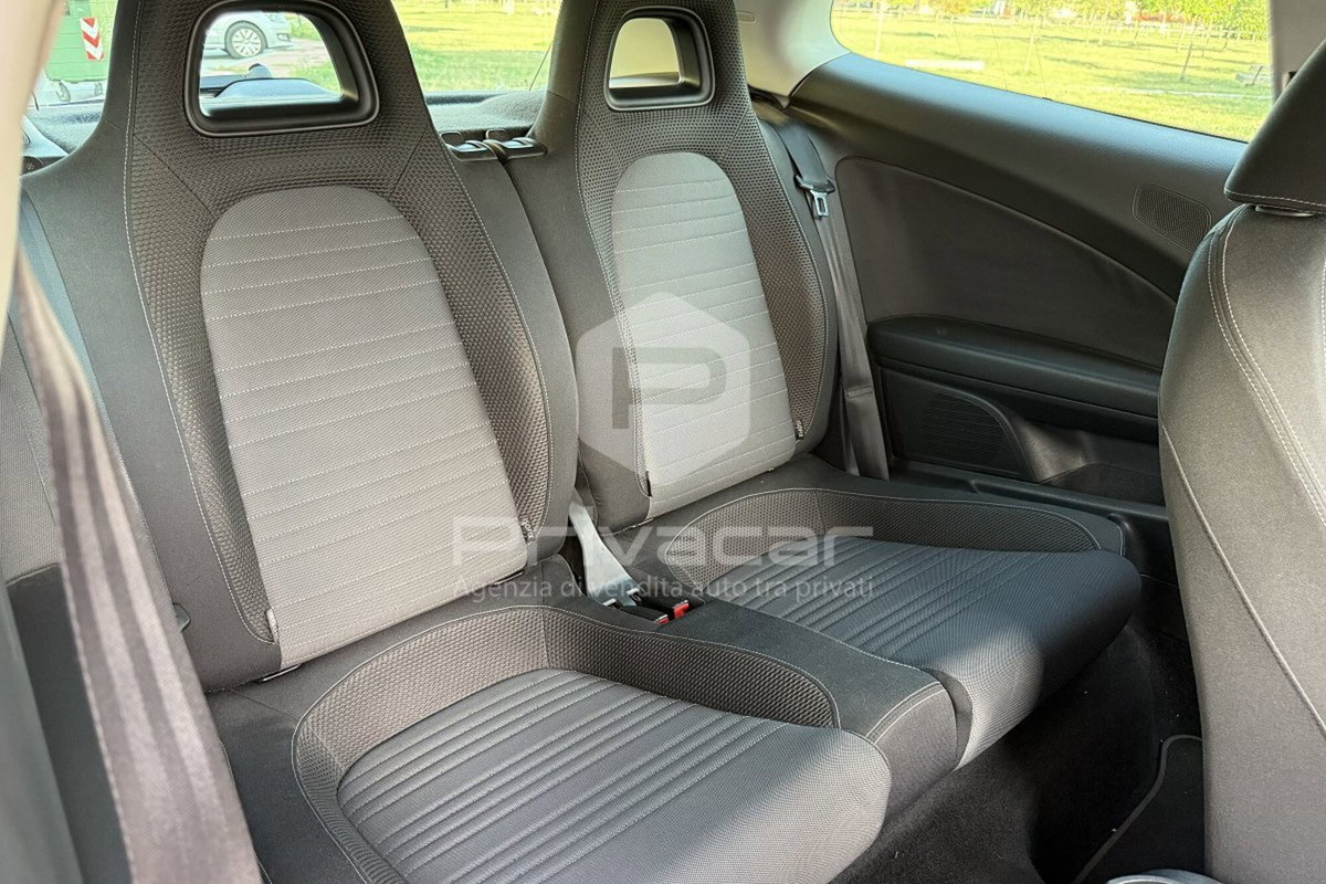 Volkswagen Scirocco 1.4 TSI 160CV (14)