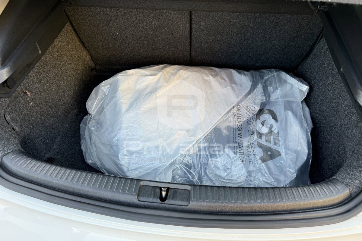 Volkswagen Scirocco 1.4 TSI 160CV (15)