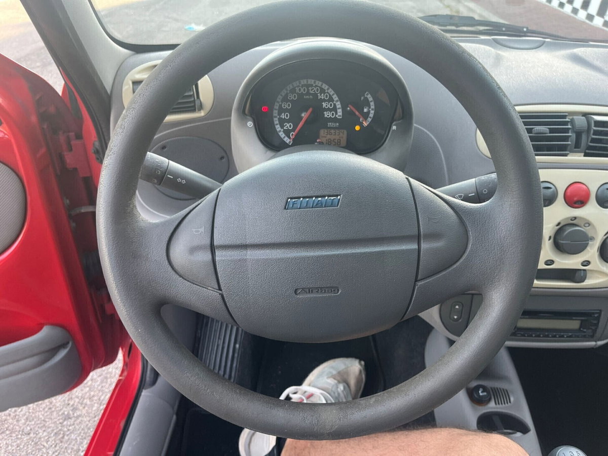 Fiat Seicento 1.1i cat Clima (11)