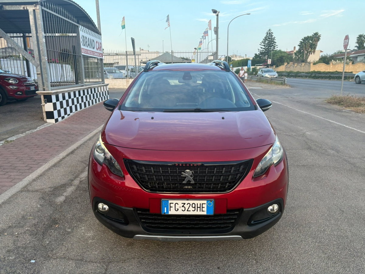 Peugeot 2008 100 GT Line (2)