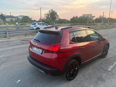 Peugeot 2008 100 GT Line (5)