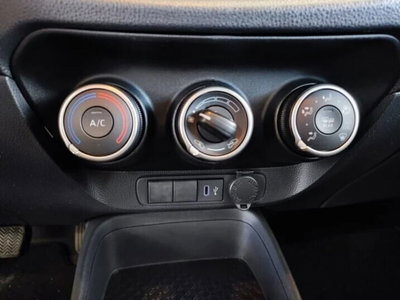 Toyota Aygo X 1.0 VVT-i 72 CV 5 porte Limited Air (15)