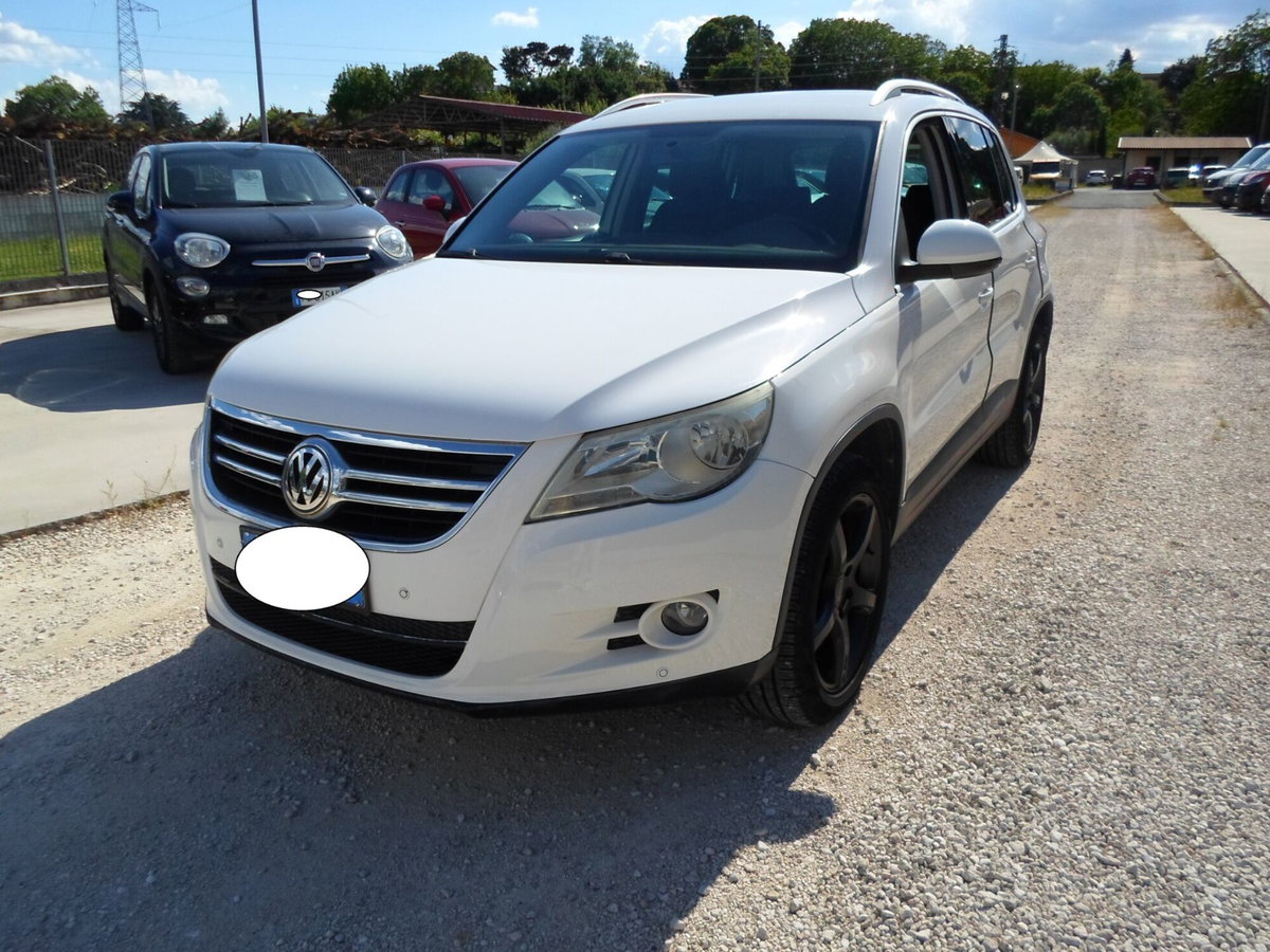 Volkswagen Tiguan 2.0 16V TDI DPF tiptronic Sport & Style (18°)