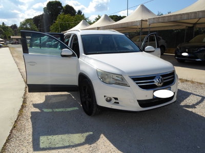 Volkswagen Tiguan 2.0 16V TDI DPF tiptronic Sport & Style (18°) (9)