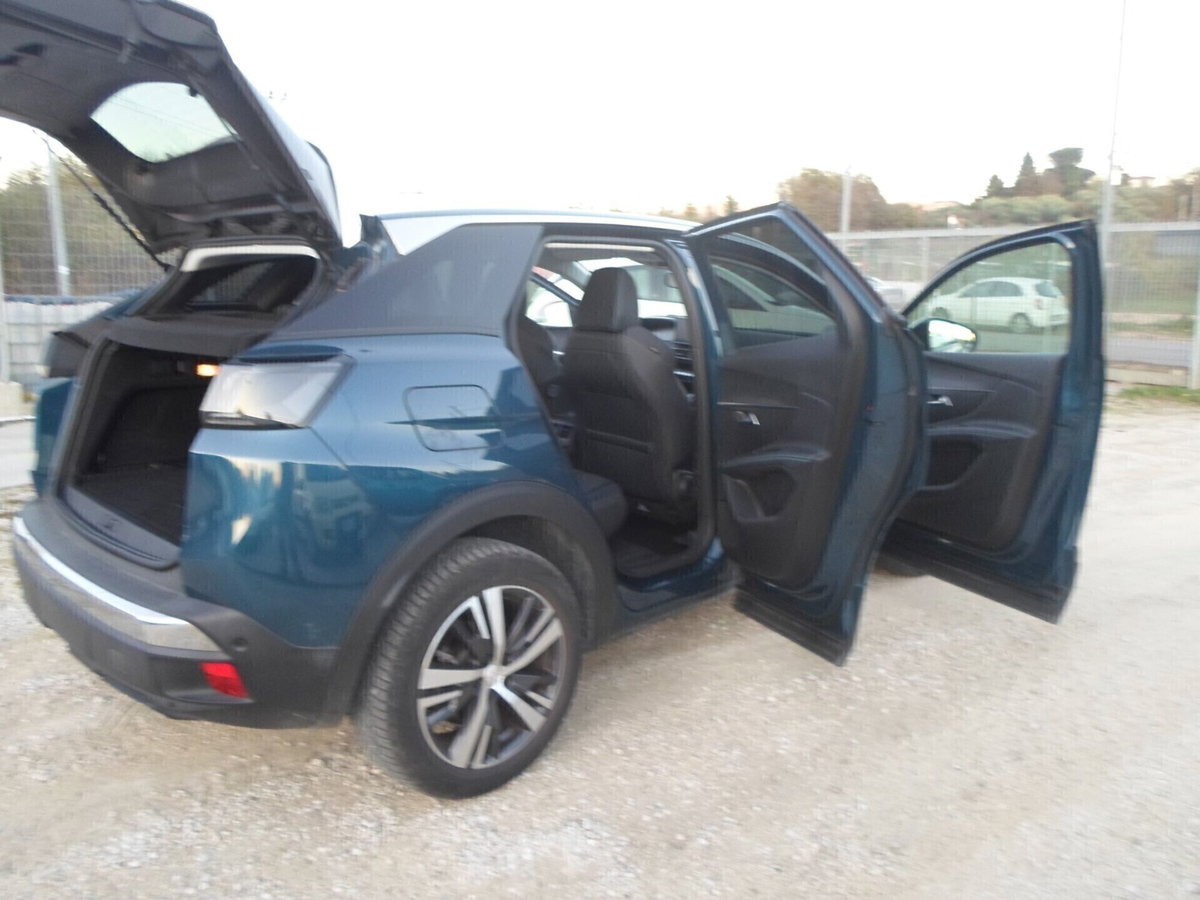 Peugeot 3008 BlueHDi 130 S&S EAT8 GT Pack (12)
