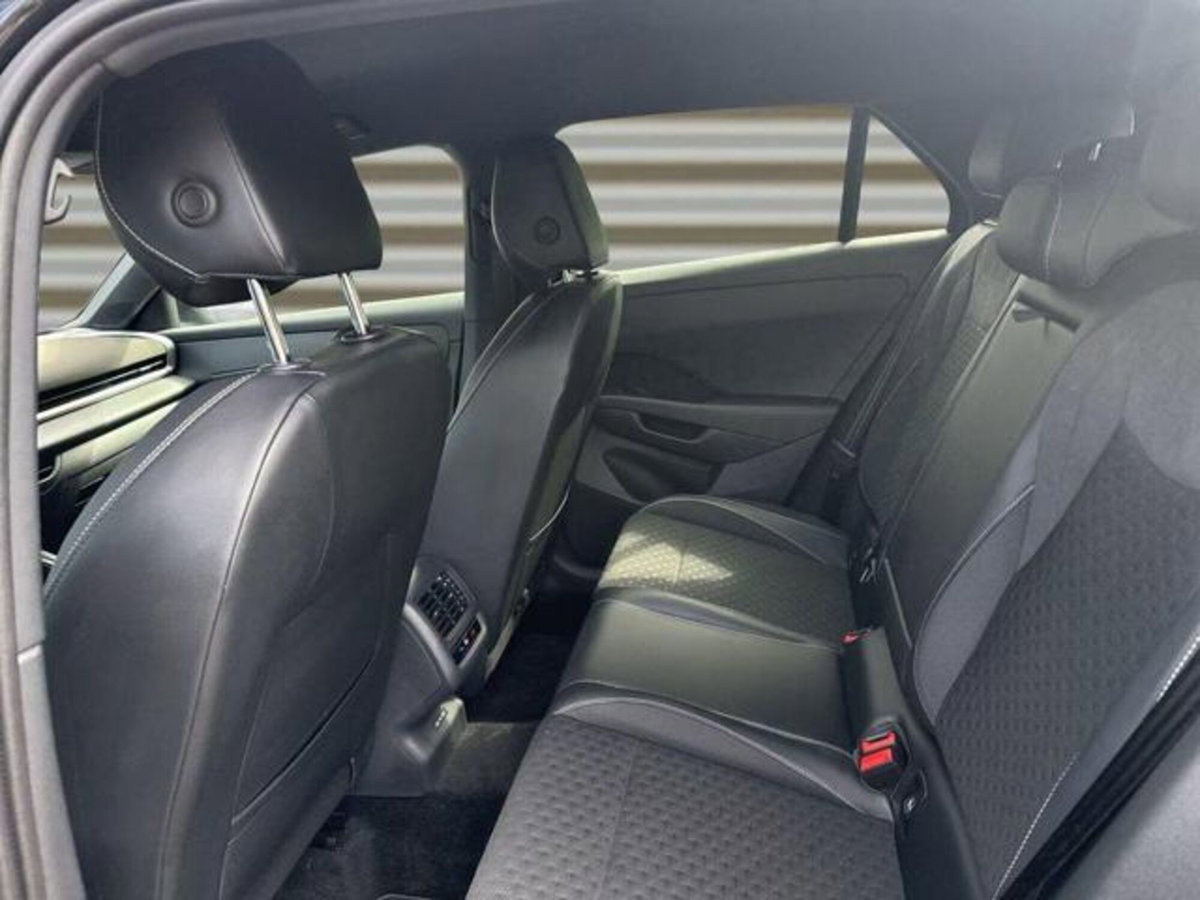 Volkswagen T-Roc 1.5 etsi R-Line 150cv dsg (12)