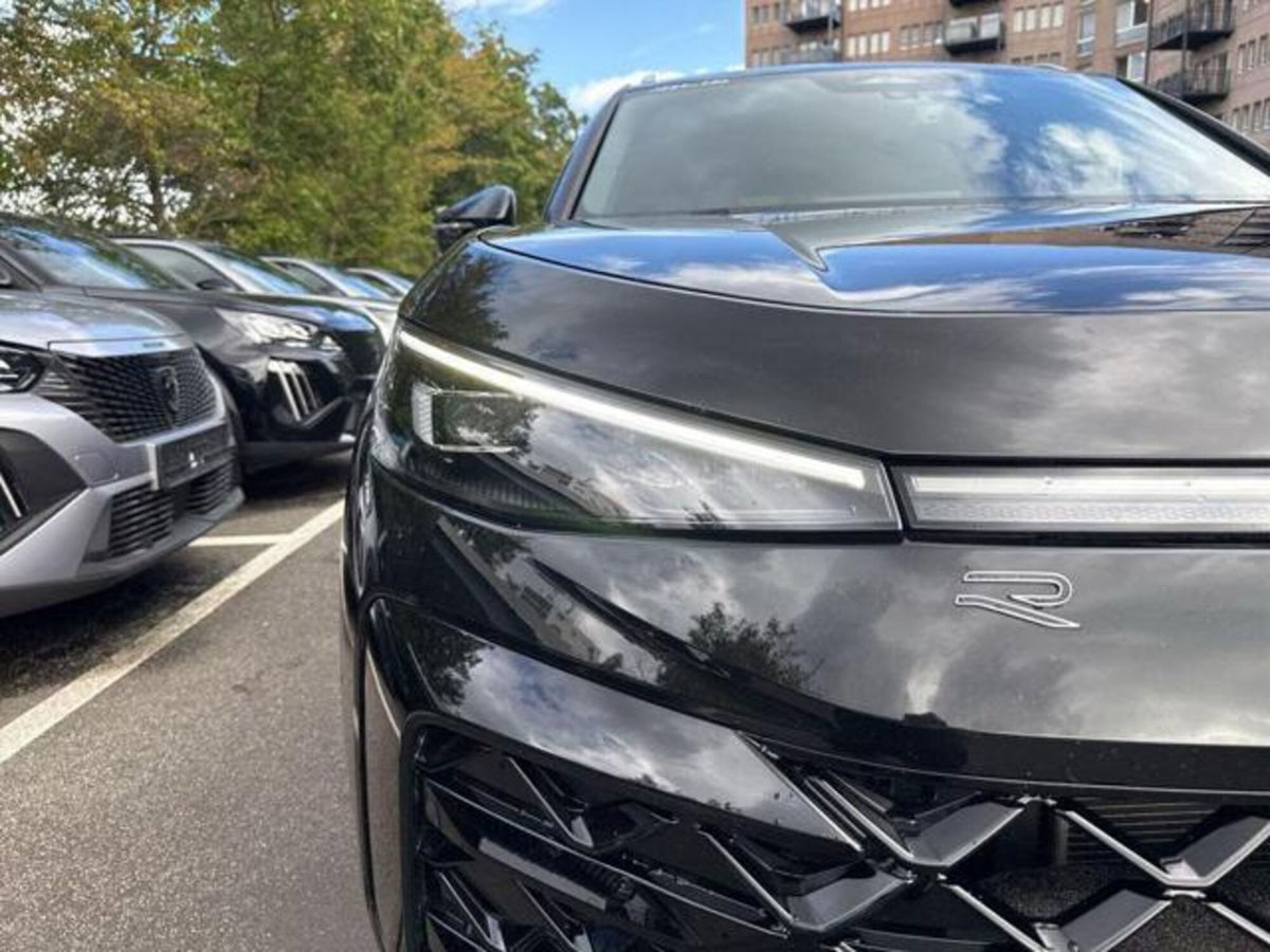 Volkswagen T-Roc 1.5 etsi R-Line 150cv dsg (15)