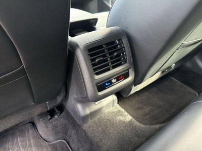 Volkswagen T-Roc 1.5 etsi R-Line 150cv dsg (18)