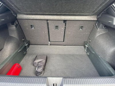 Volkswagen T-Roc 1.5 etsi R-Line 150cv dsg (5)