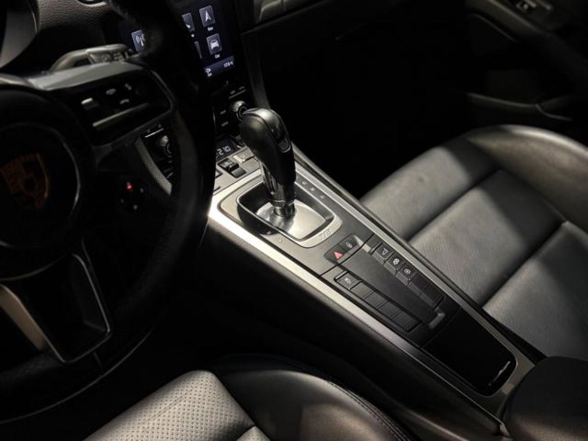 Porsche 718 Cayman  Cayman 2.0 300cv (10)