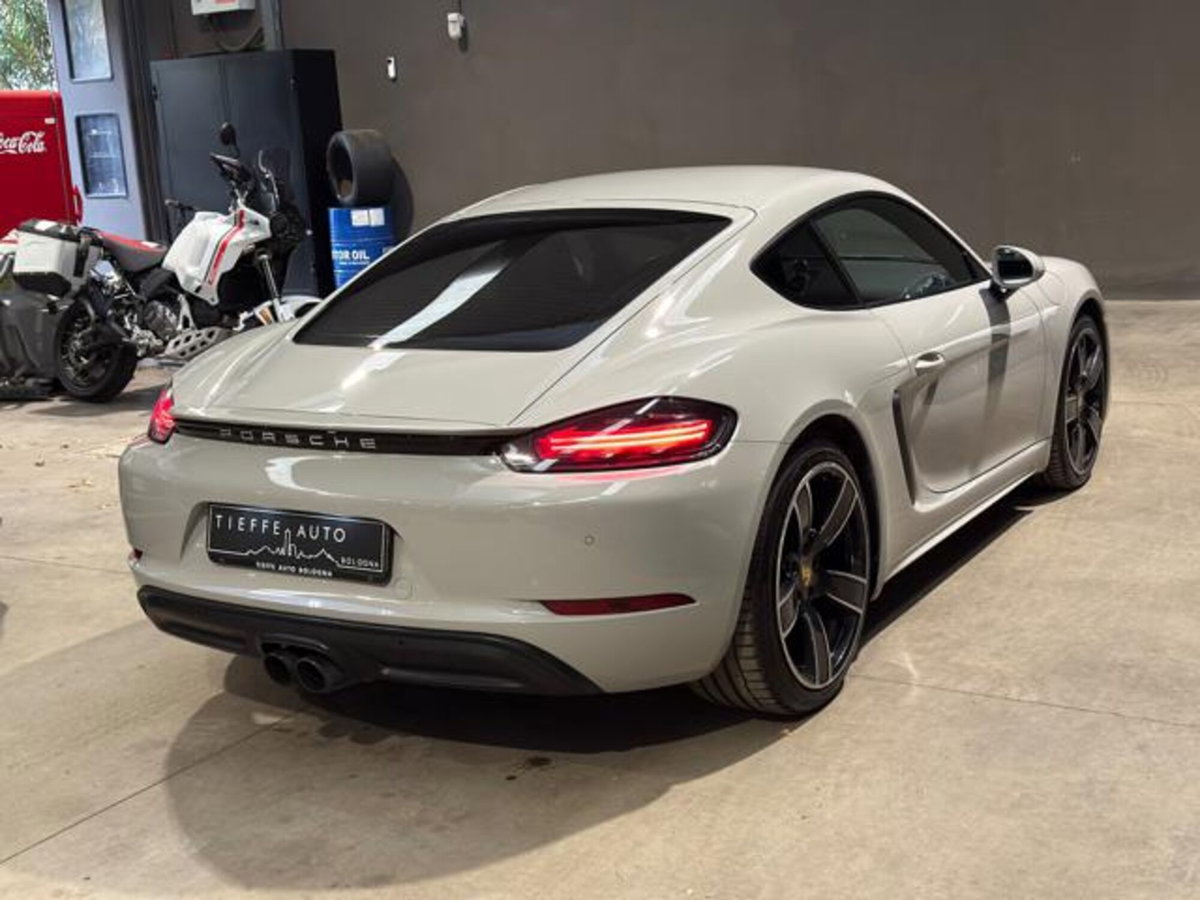 Porsche 718 Cayman  Cayman 2.0 300cv (4)